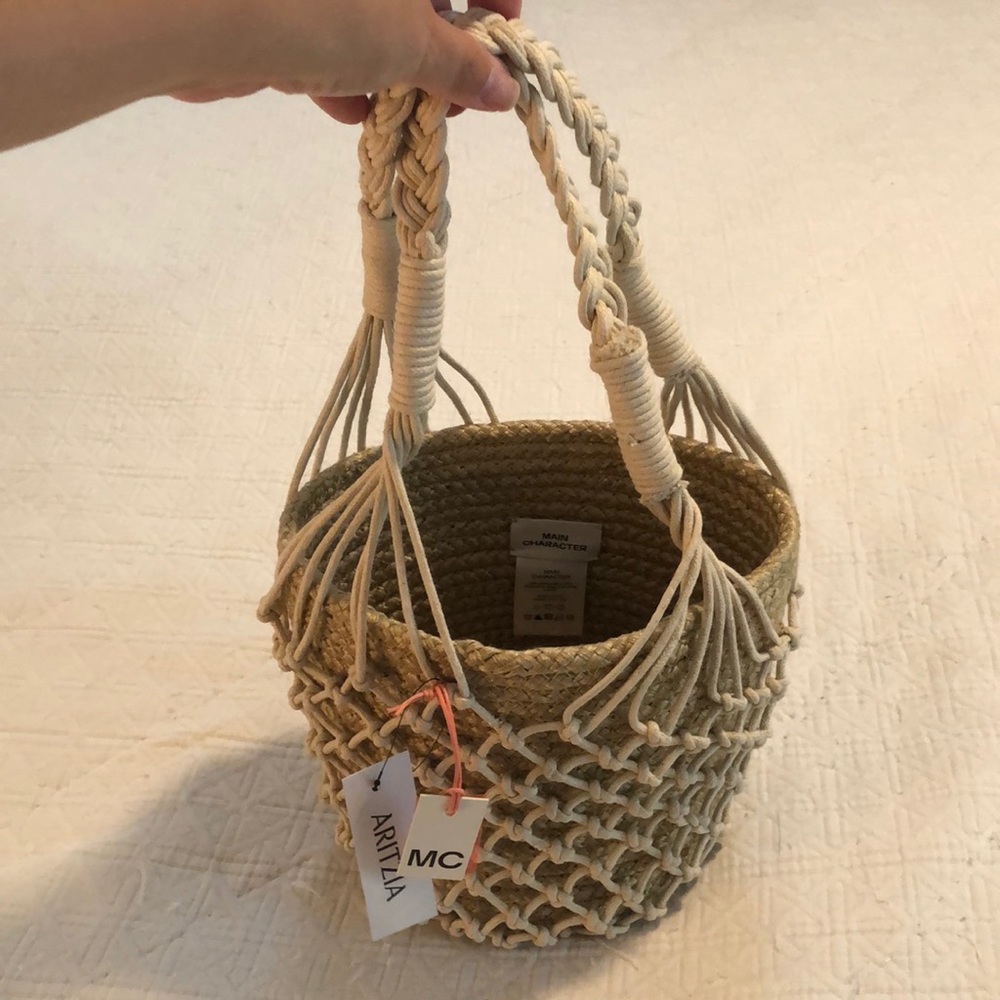 Aritzia main character letty bag